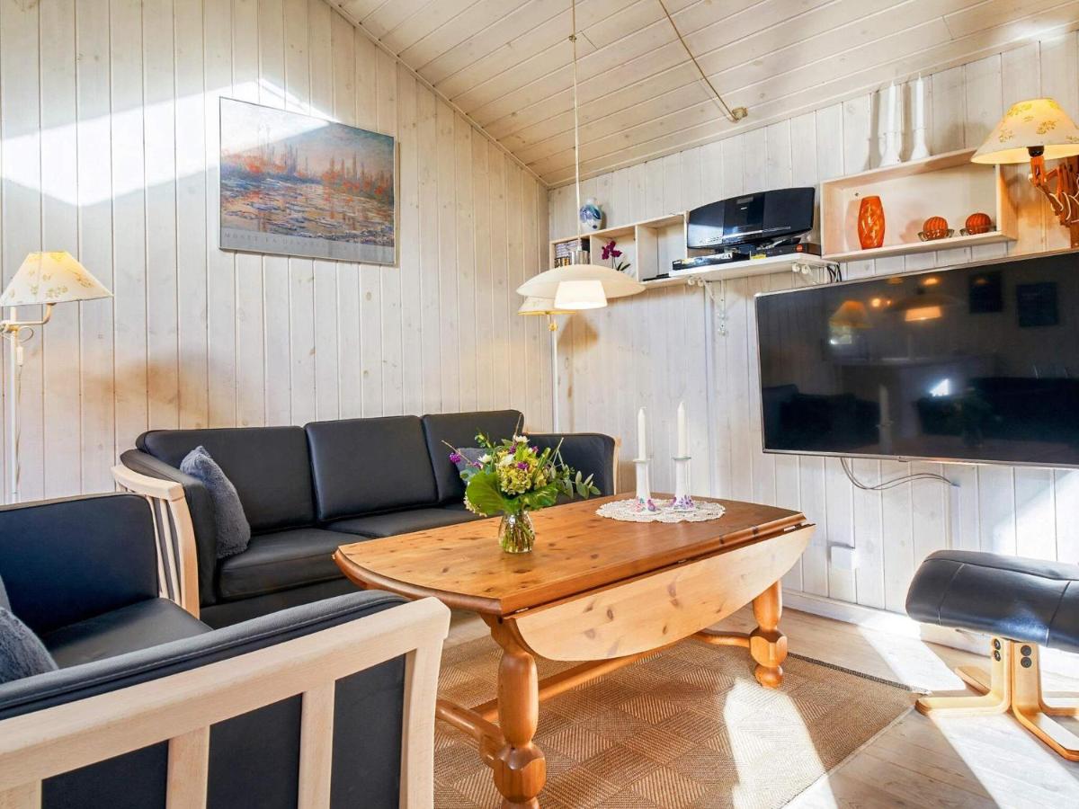 B&B Vester Sømarken - 8 person holiday home in Nex - Bed and Breakfast Vester Sømarken