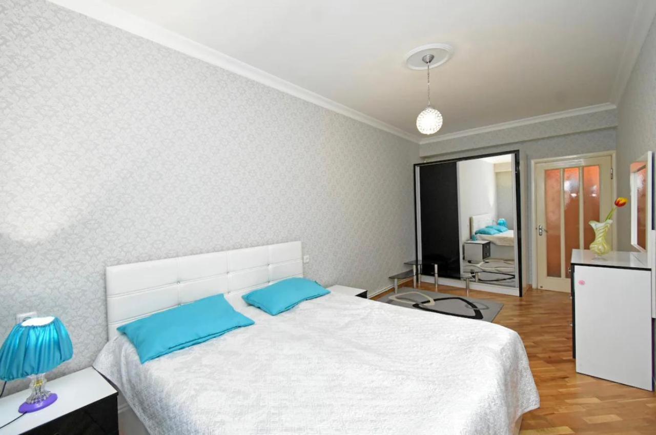 2 Bedroom Apartment in Yerevan on Vardanants Streetn - Bed and Breakfast Jerevan