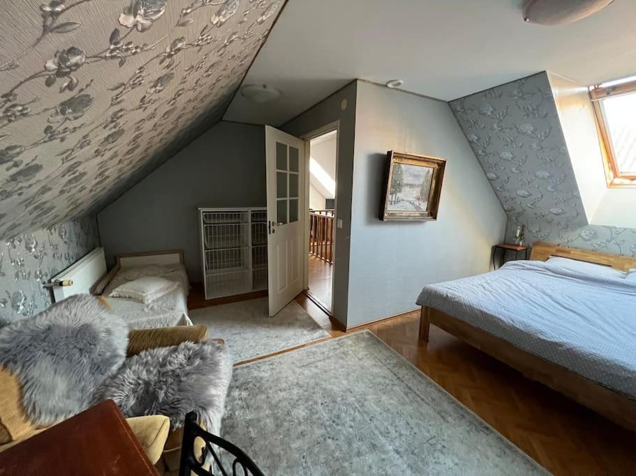 Old Town appartment with Sauna. - B&B Kuressaare