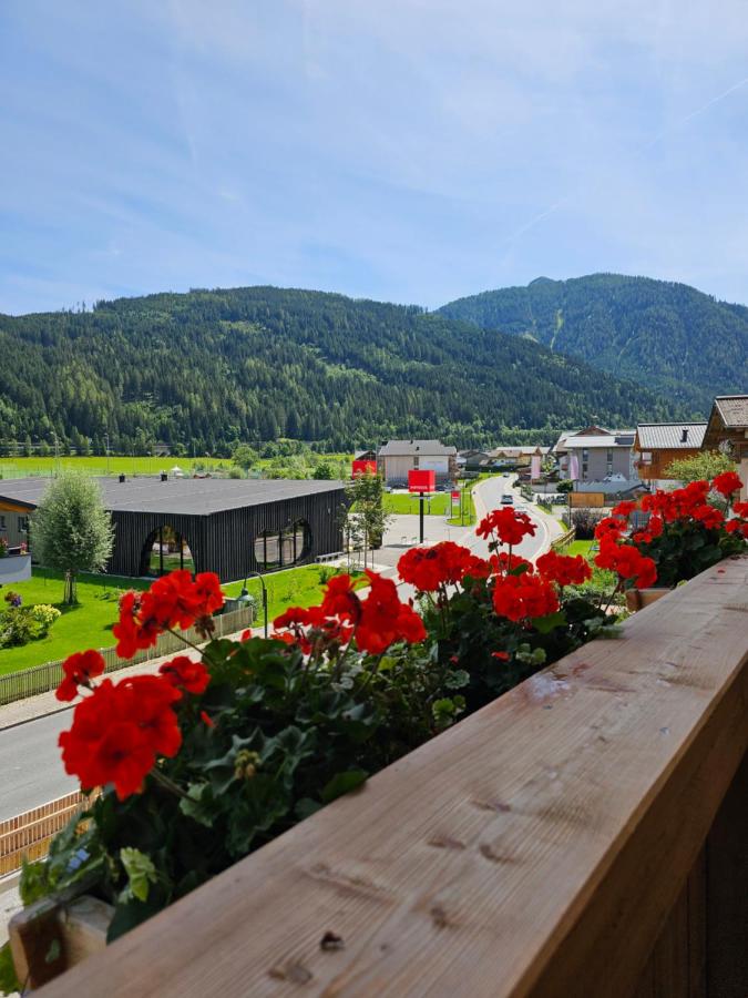 Aparthotel Stadler - Bed and Breakfast Flachau