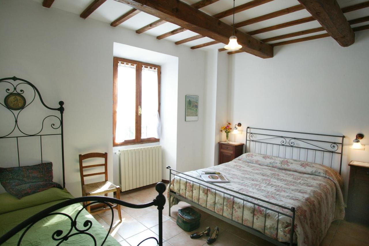 Dreibettzimmer mit Bergblick