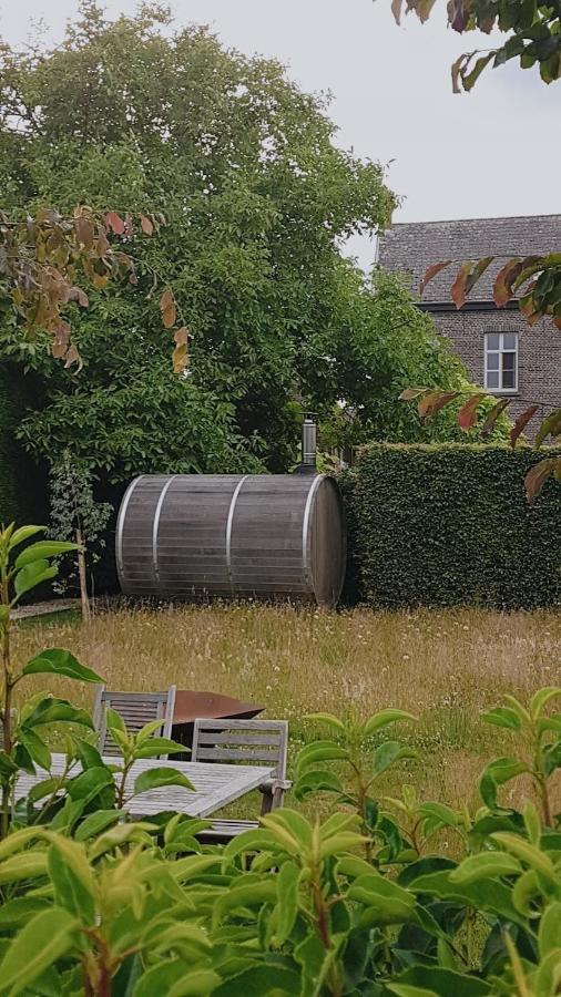 Maison Raymond - Vakantiehuisje met houtgestookte sauna - Chambres d’hôtes