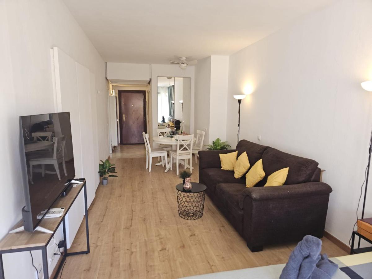 Central Tranquility City Center Apartment BY NAMASTE ELITE - B&B Torremolinos