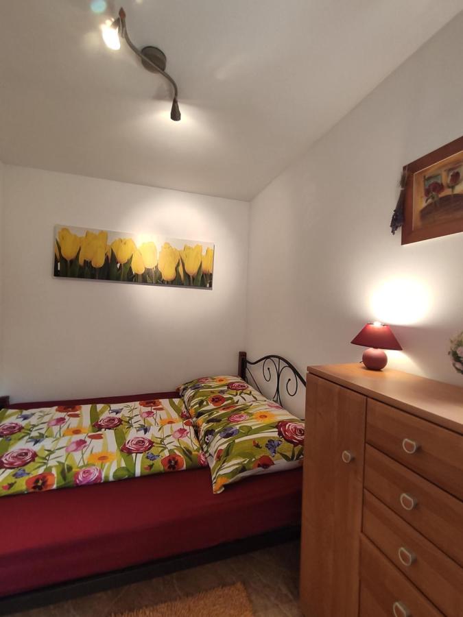 Rodinné apartmány Vlatka s veľkým pozemkom - B&B Kaluža
