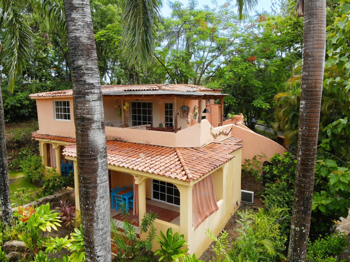 B&B Las Terrenas - Cozy Villa, Tropical View, Pool, Playa Bonita Beach - Bed and Breakfast Las Terrenas