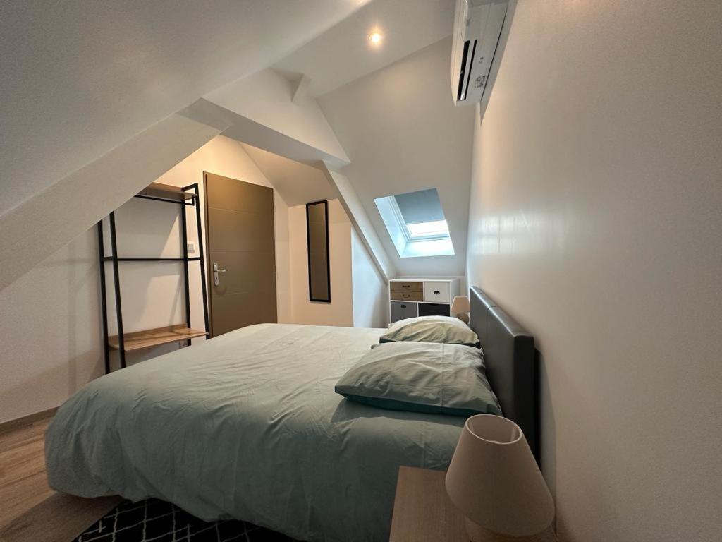 Spacious flat close to the railway station - B&B