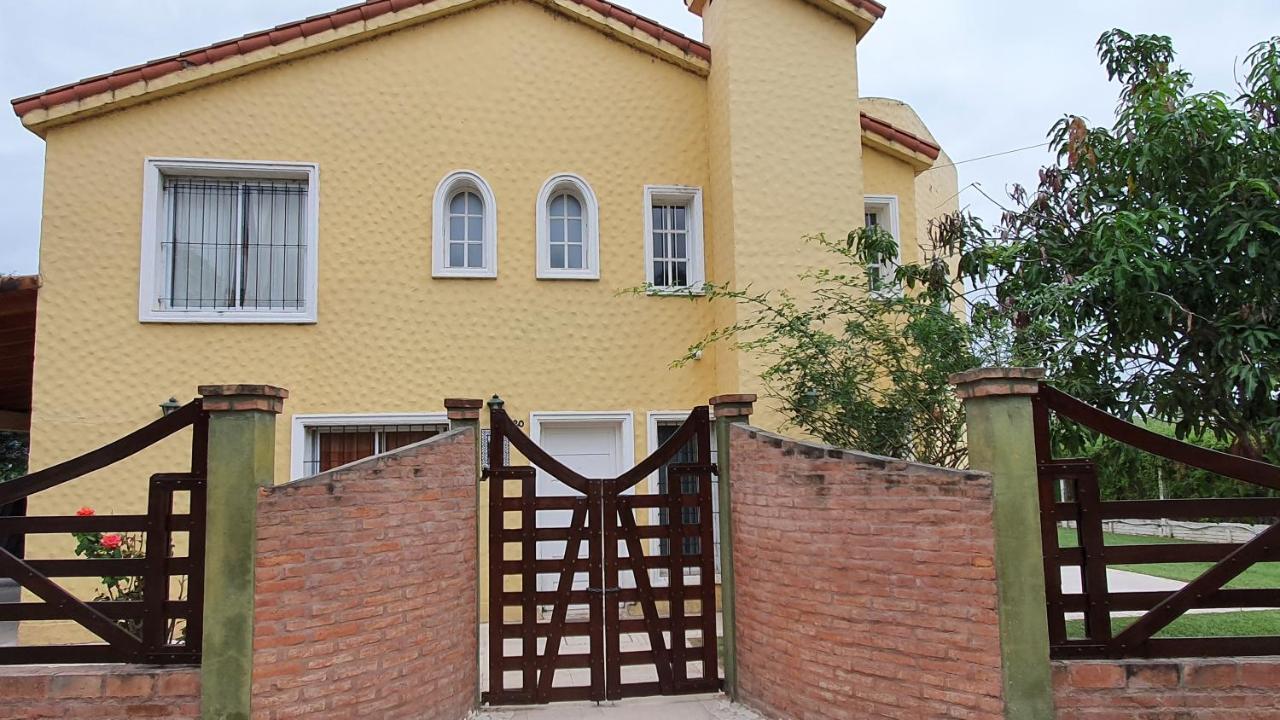 EL CHALET - Bed and Breakfast Termas de Río Hondo