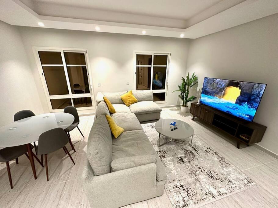 AlYasmin, S&M Luxury Apartment - Ferienwohnung