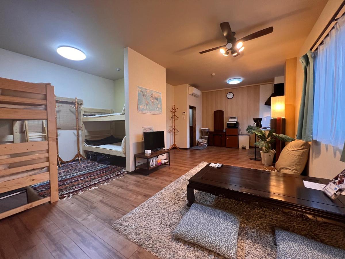 Apartment with Shower