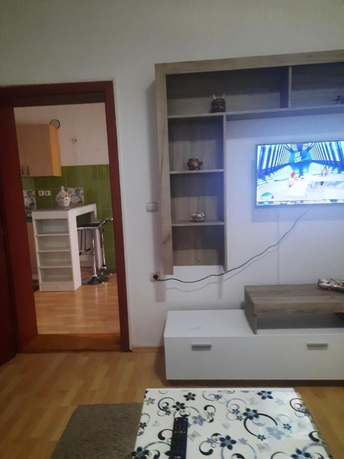 B&B Apatin - VILA NATALIJA APARTMANI - Bed and Breakfast Apatin