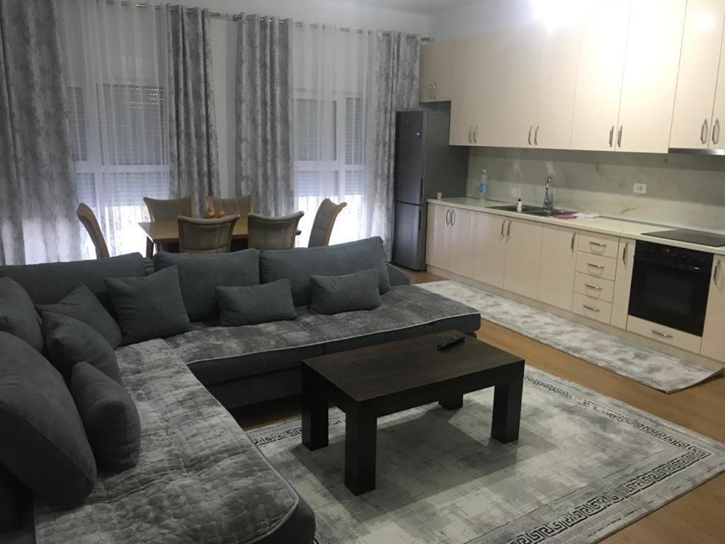 B&B Tirana - Alban Apartment - Bed and Breakfast Tirana