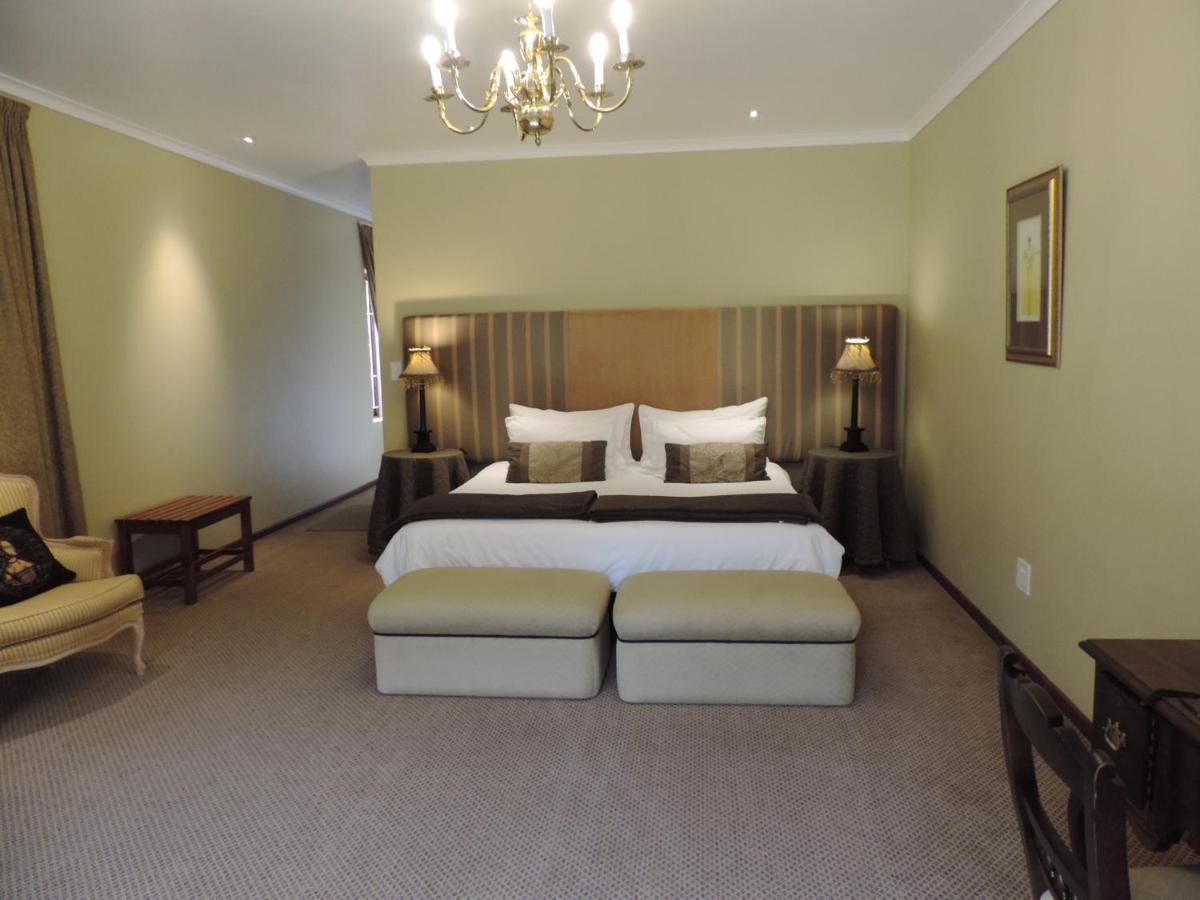 Luxury Twin Room with Private Patio