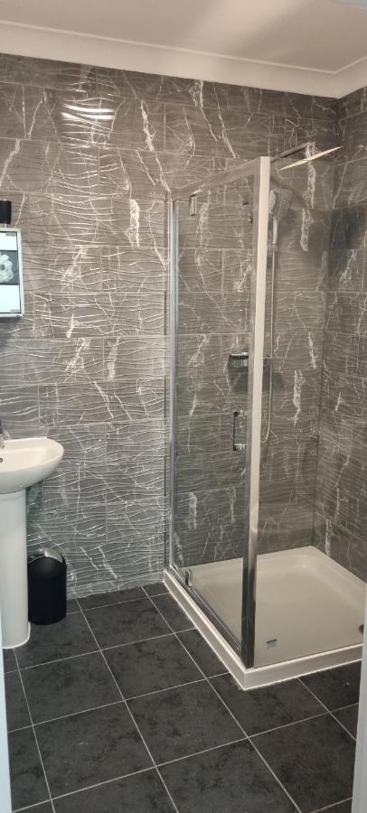 Chambre Double Deluxe avec Douche