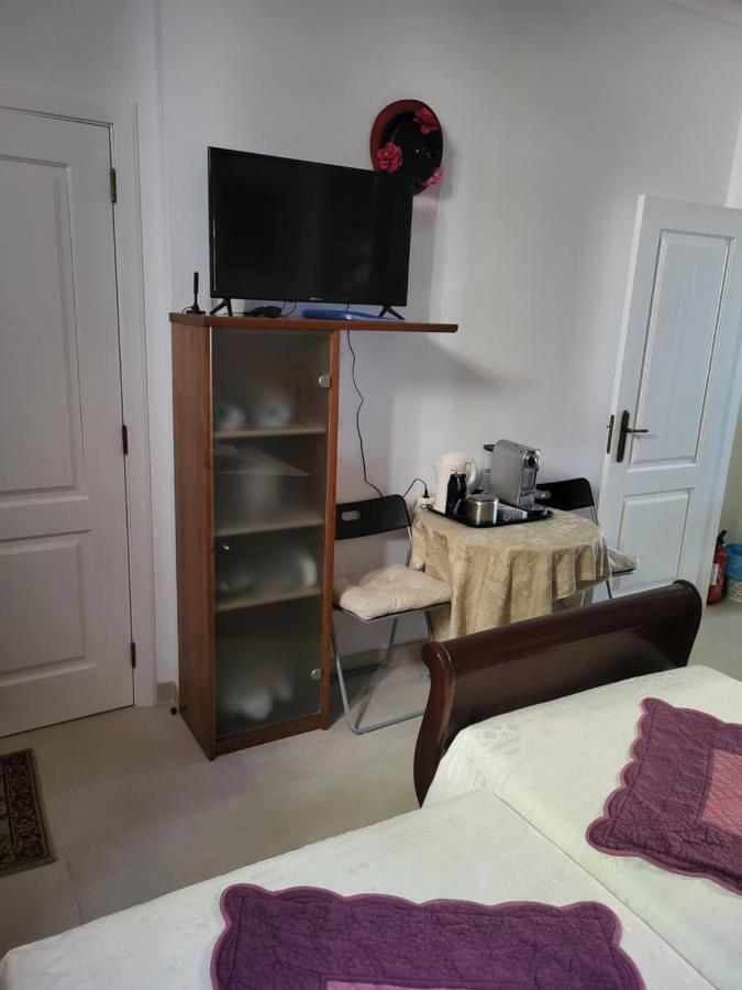 Zweibettzimmer mit eigenem Bad
