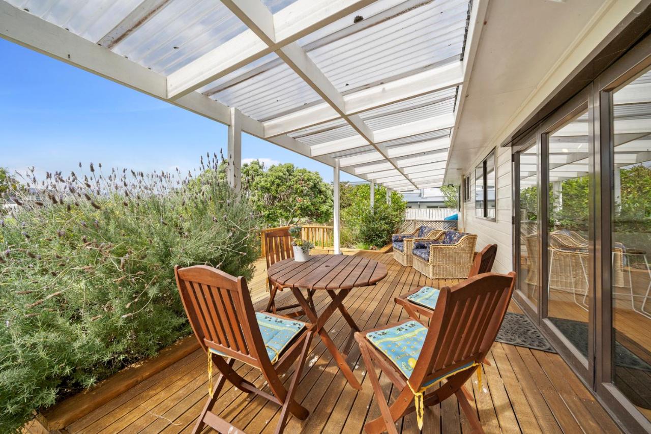 B&B Paraparaumu Beach - Lagoon Haven - Waikanae Holiday Home - Bed and Breakfast Paraparaumu Beach