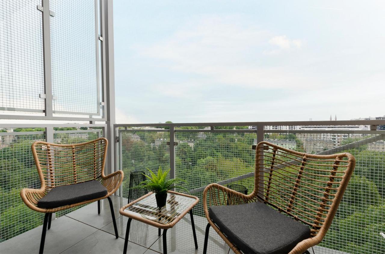 SKY Home- Wood Penthouse -Manufaktura, Parking, Klimatyzacja, Dostęp na Kod - Chambres d’hôtes