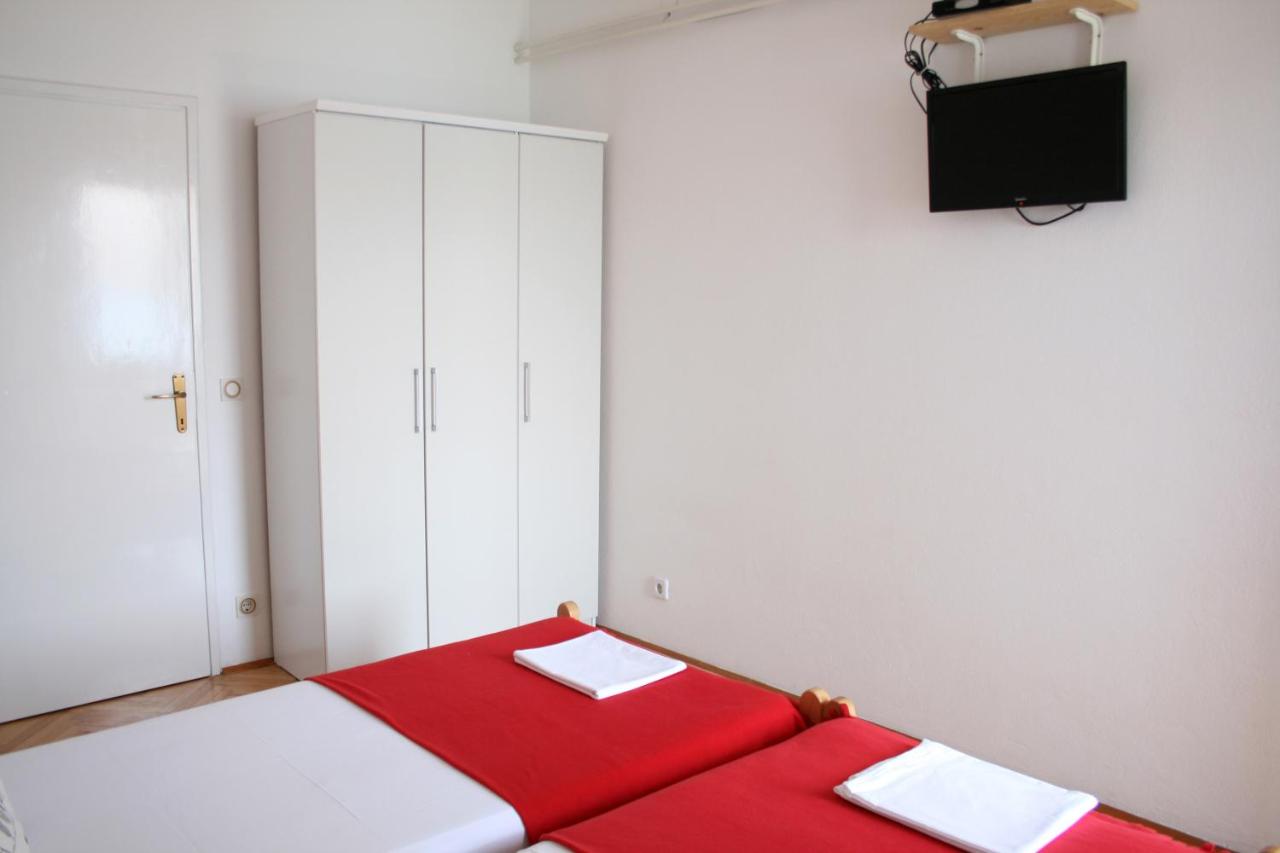 Two-Bedroom Apartment with Balcony and Sea View