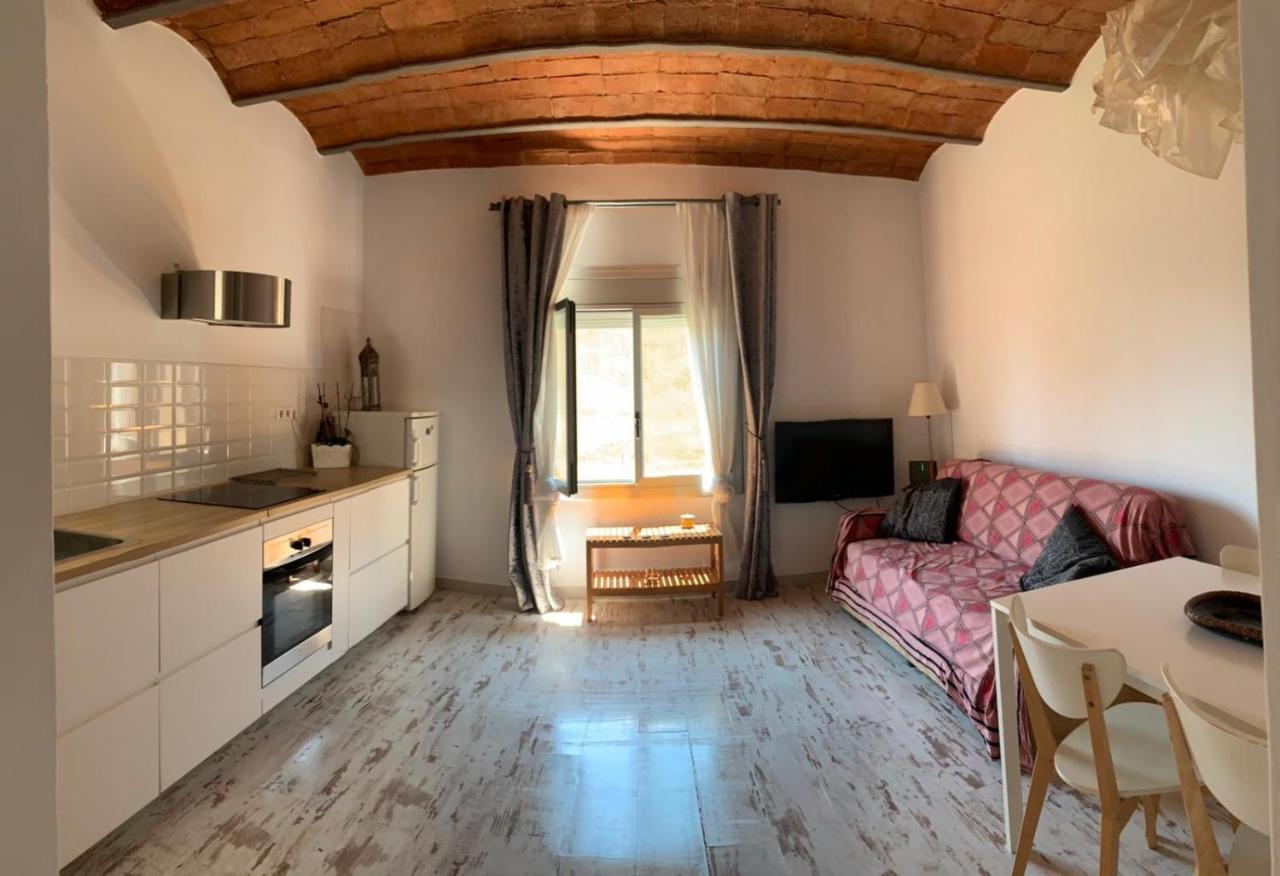 BlauMasnou One step to the beach! - B&B Mezana