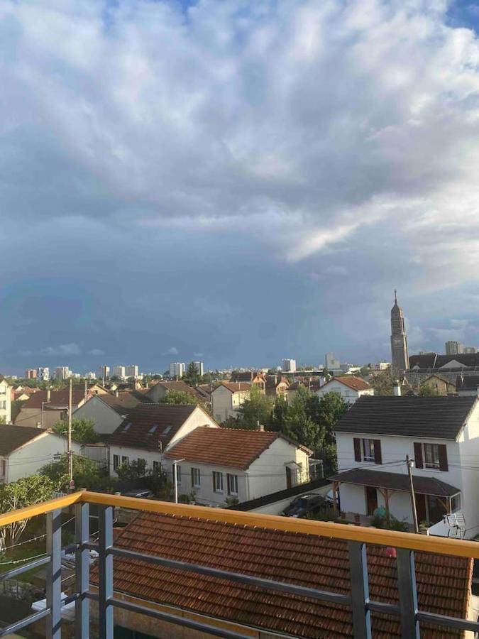 Grand T2 45m2 avec Parking & Balcon proche Paris - B&B Montmagny