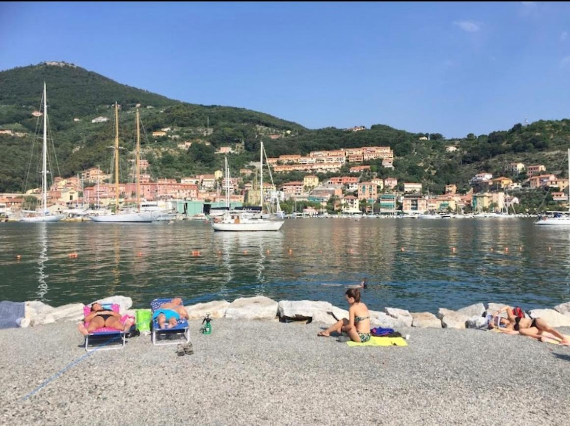 Ferrando Apartments Mary House, Le Grazie - B&B Portovenere