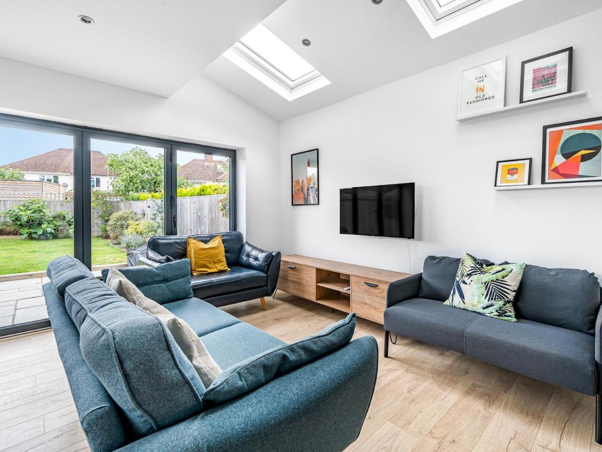 B&B Oxford - Pass the Keys Stunning Modern 4 Bed with Parking and Garden - Bed and Breakfast Oxford