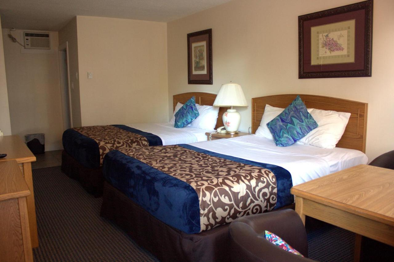 Queen Room with Two Queen Beds