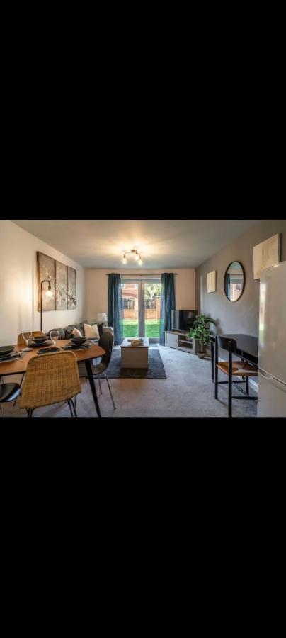 Glasshoughton Platinum - B&B