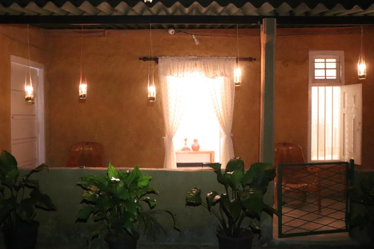 Yellow Tree Thudugala - Bed and Breakfast Kalutara
