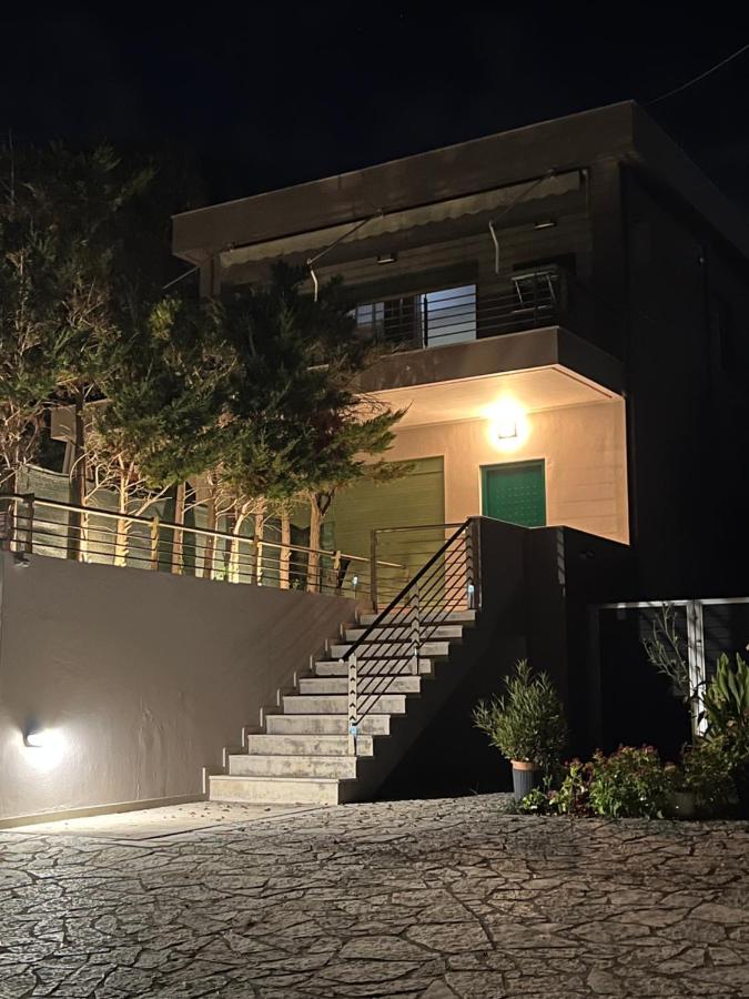 Kakovatos - Luxury sea apartment “Roberta” 66m2 - B&B Kakóvatos