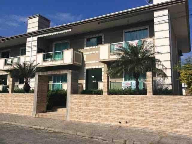 Res Palmeiras Bombinhas Centro - Bed and Breakfast
