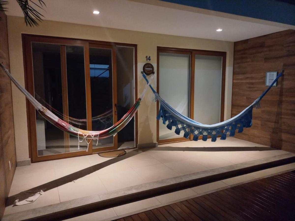 Excelente Village nas piscinas naturais de Itacimirim - 03 quartos - Pertíssimo da praia - B&B Camaçari