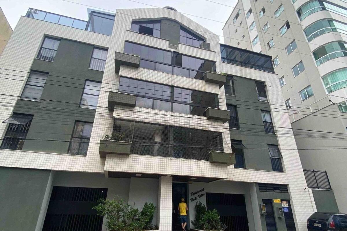 Apartamento quadra mar Meia Praia - B&B