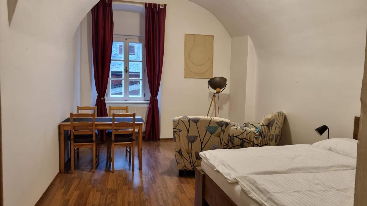 B&B Kolín - neVINNÉ Apartmány - Bed and Breakfast Kolín