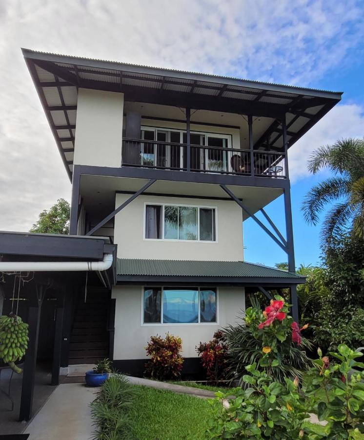 Island Goode's - Luxury Adult Only Accommodation near Hilo - Bed and Breakfast