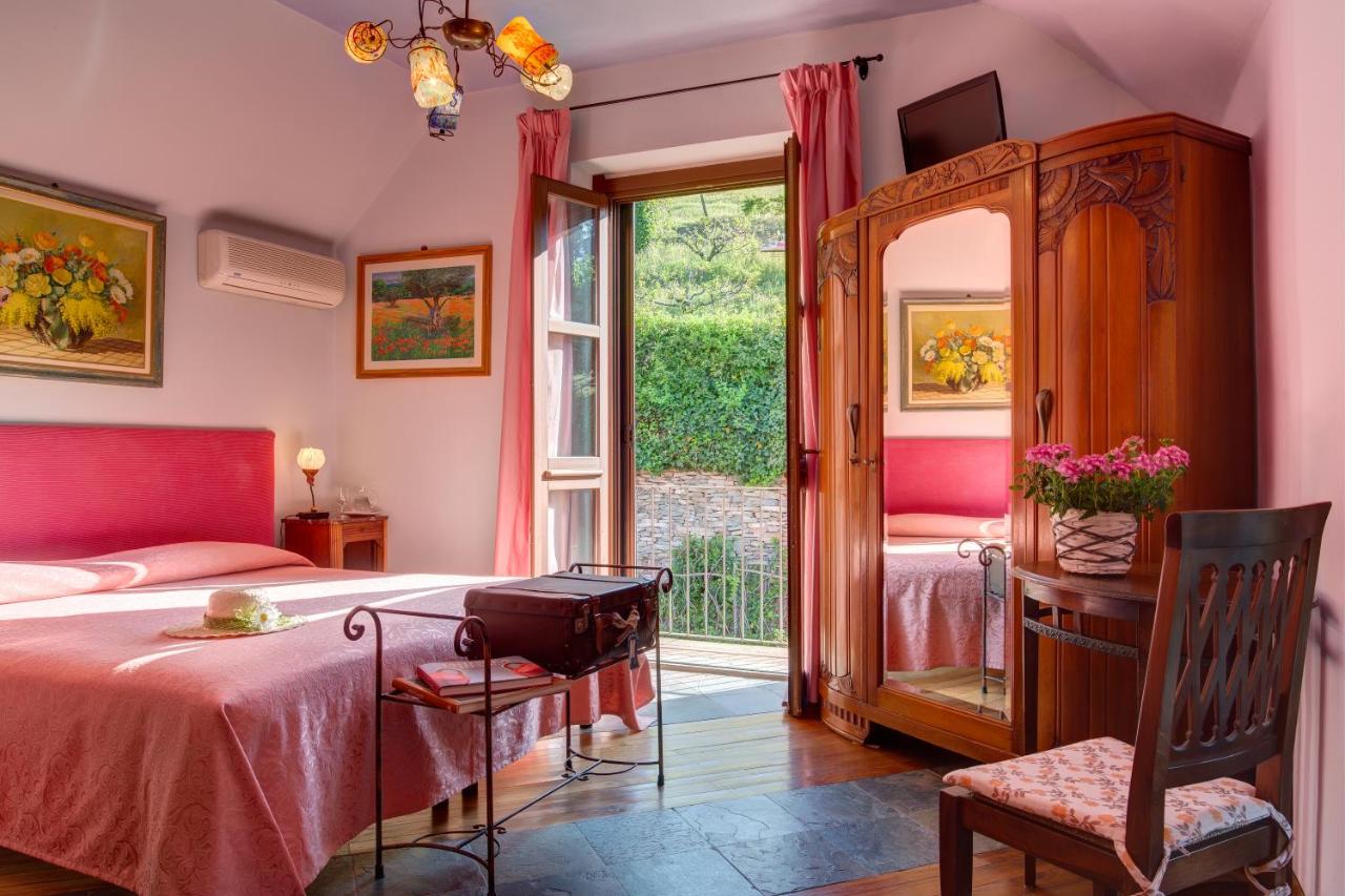 Double or Twin Room with Balcony