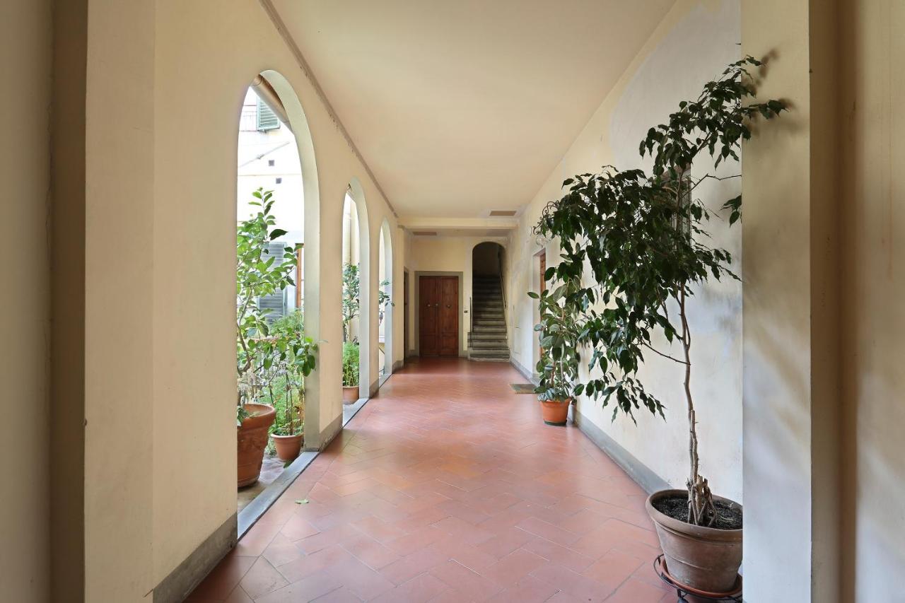 Lemon Tree One Bedroom with Balcony - Ferienwohnung Florenz
