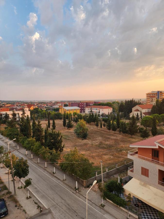 EasySleep City Center - B&B Divjakë
