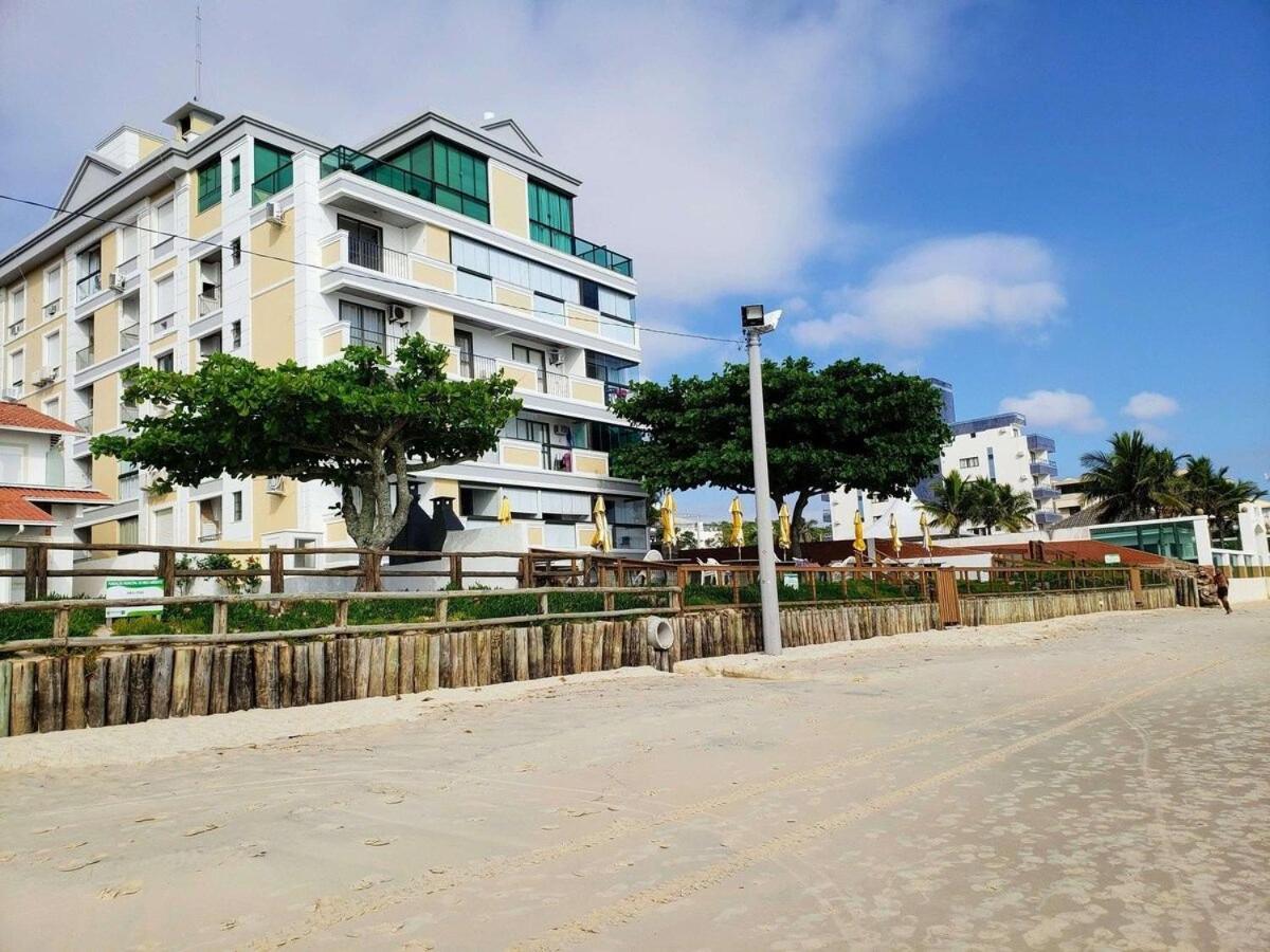 Apartamento Ingleses Villa do Mar - B&B