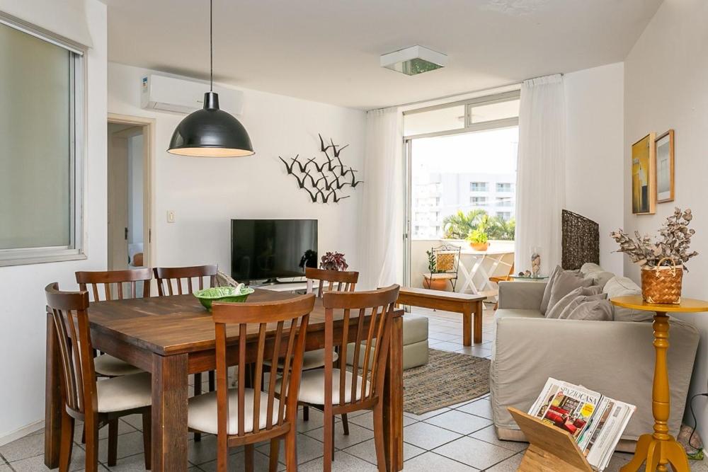 Apartamento 3 quartos +2 garagens+2 banheiros a 40m da Praia dos Ingleses/florianopolis - B&B