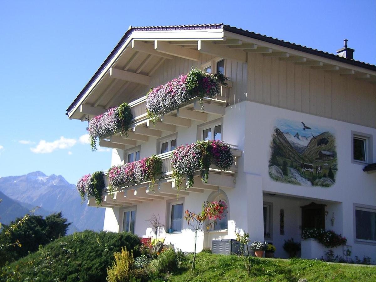 B&B Bramberg am Wildkogel - Ferienwohnung Zwoelferblick - Bed and Breakfast Bramberg am Wildkogel