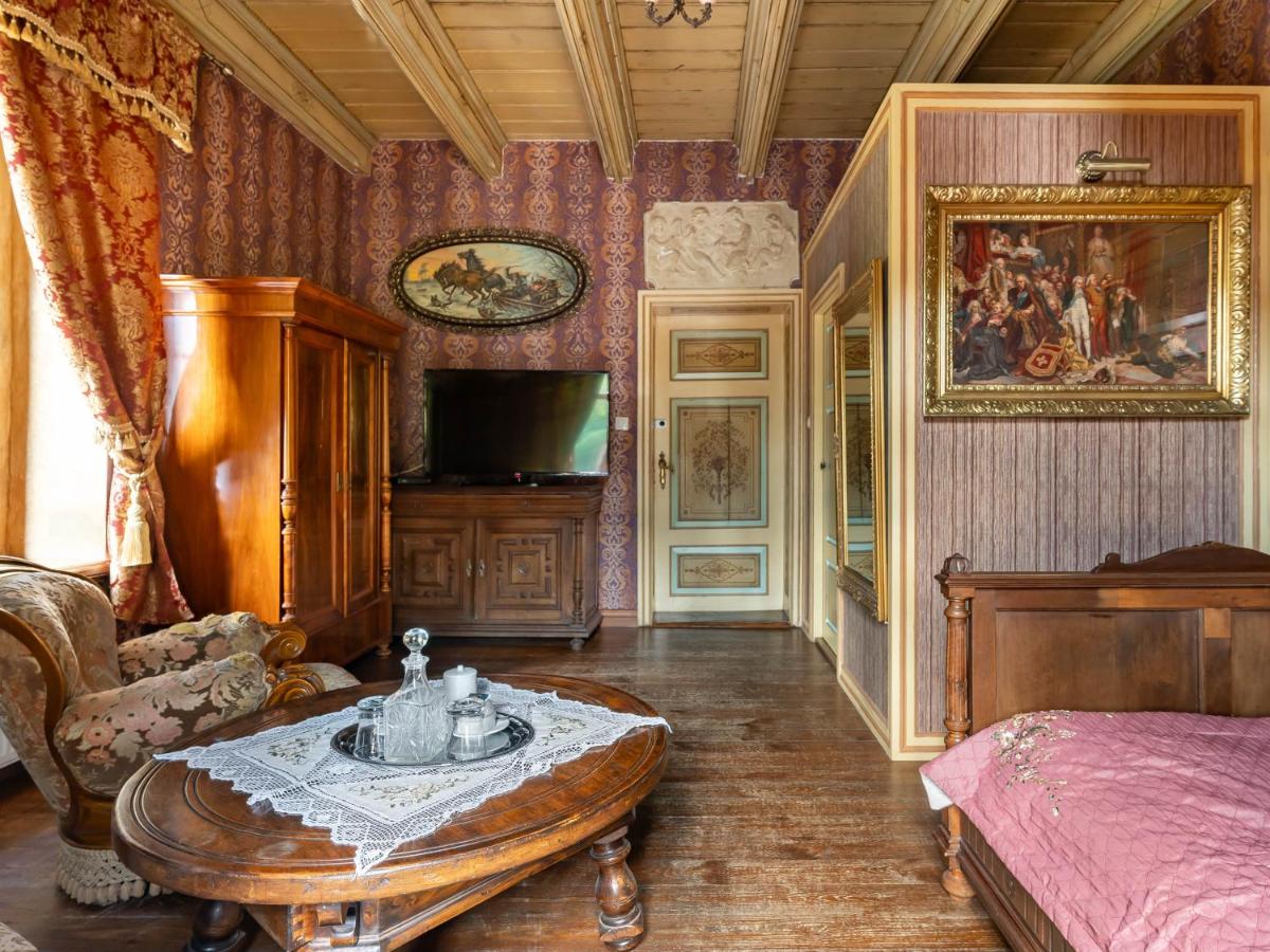 Deluxe Single Room