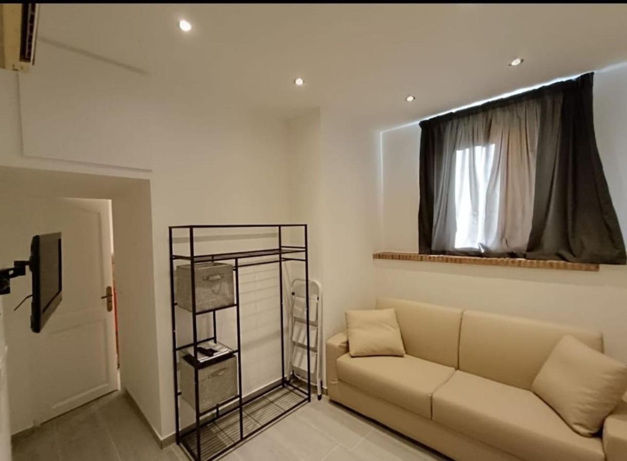 Varavilla, Très jolie 2P proche Monaco - B&B