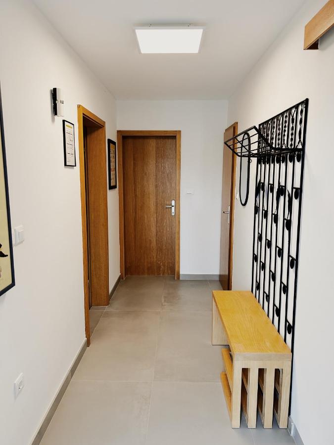 Apartment mit Terrasse