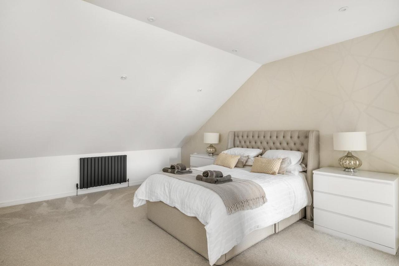 The Grenville - Stunning Spacious Central Plymouth Apartment - Sleeps 4 - B&B