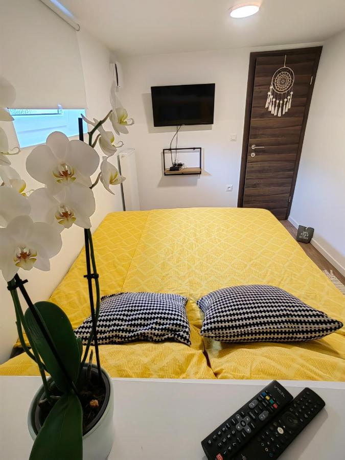 Home-in apartma - Bed and Breakfast