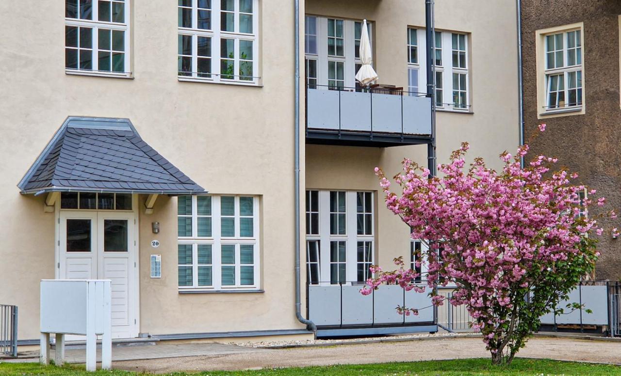 3 Raum FeWo Karl May, gehobene Ausstattung, Radebeul-Ost, 76qm - Chambres d'hôtes Radebeul