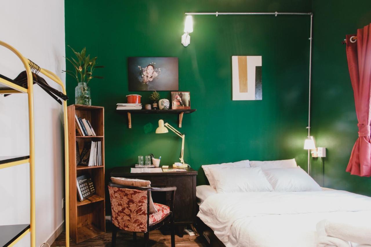 The Poet Suite - B&B