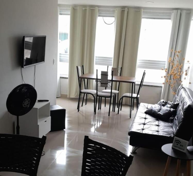 LOFT DUPLEX ENCANTADOR com estacionamento incluído - B&B Arraial do Cabo
