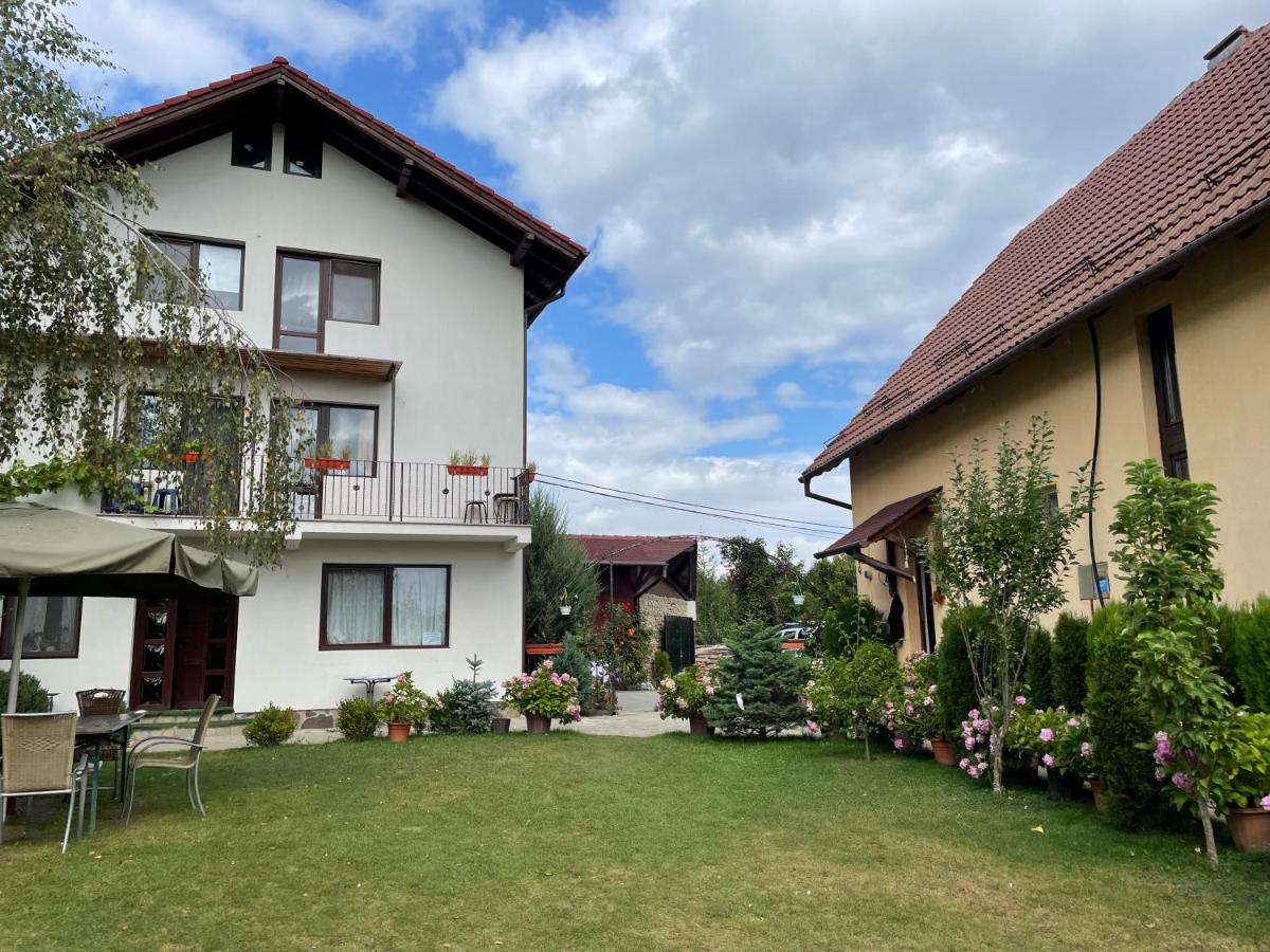 B&B Braşov - Casa Piscu Ioanei - Bed and Breakfast Braşov