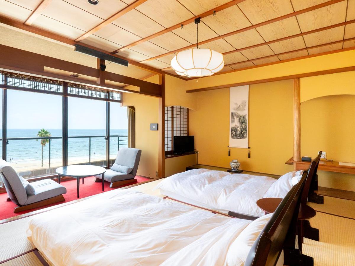 Twin Room with Sea View